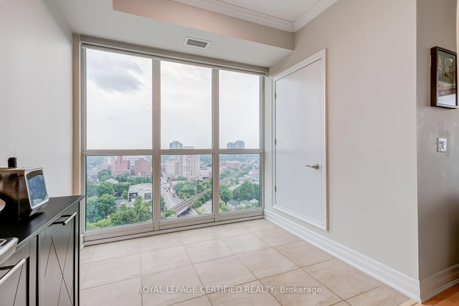 100 John Street, Unit 1806 thumbnail 13