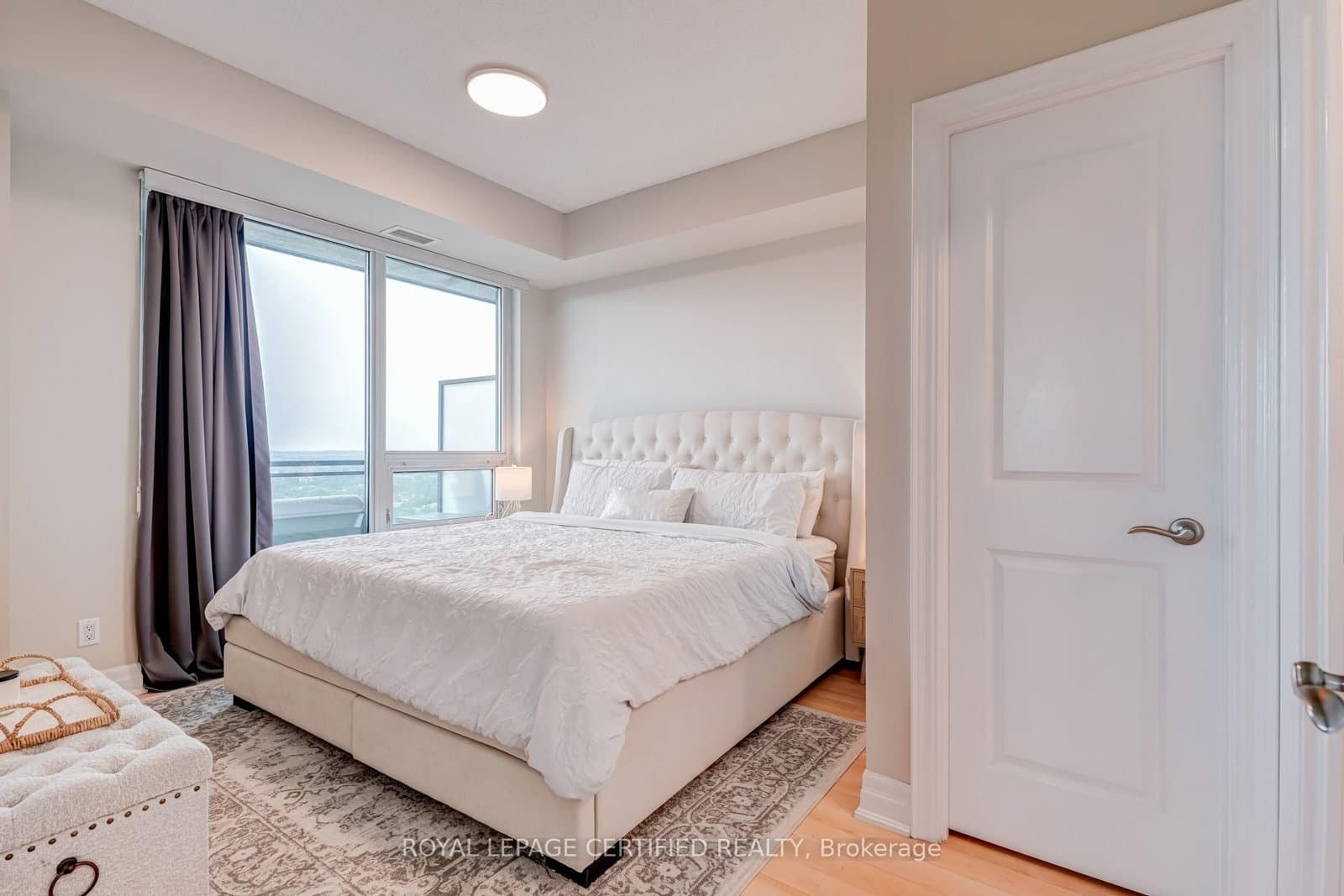 100 John Street, Unit 1806 thumbnail 18