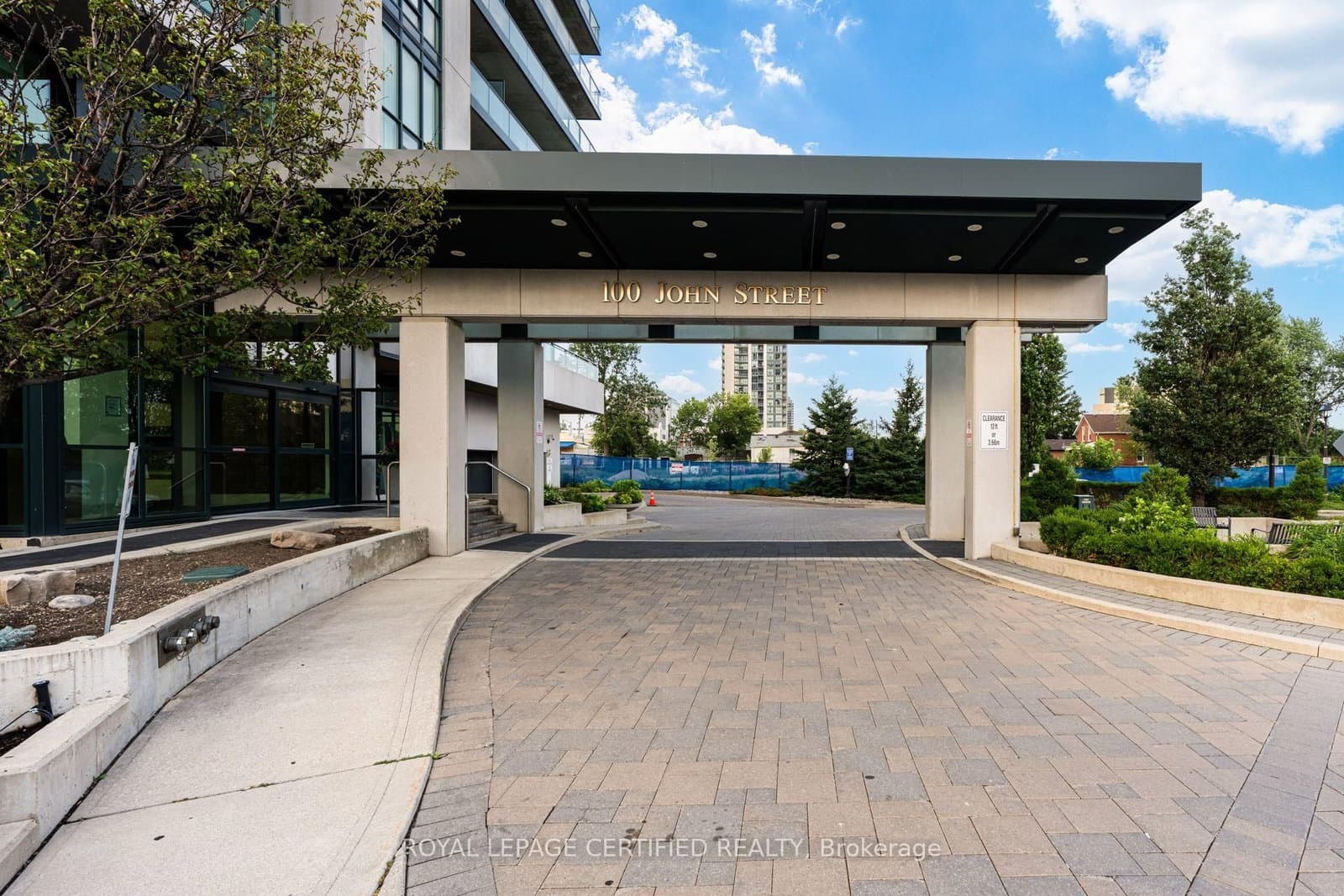 100 John Street, Unit 1806 thumbnail 2