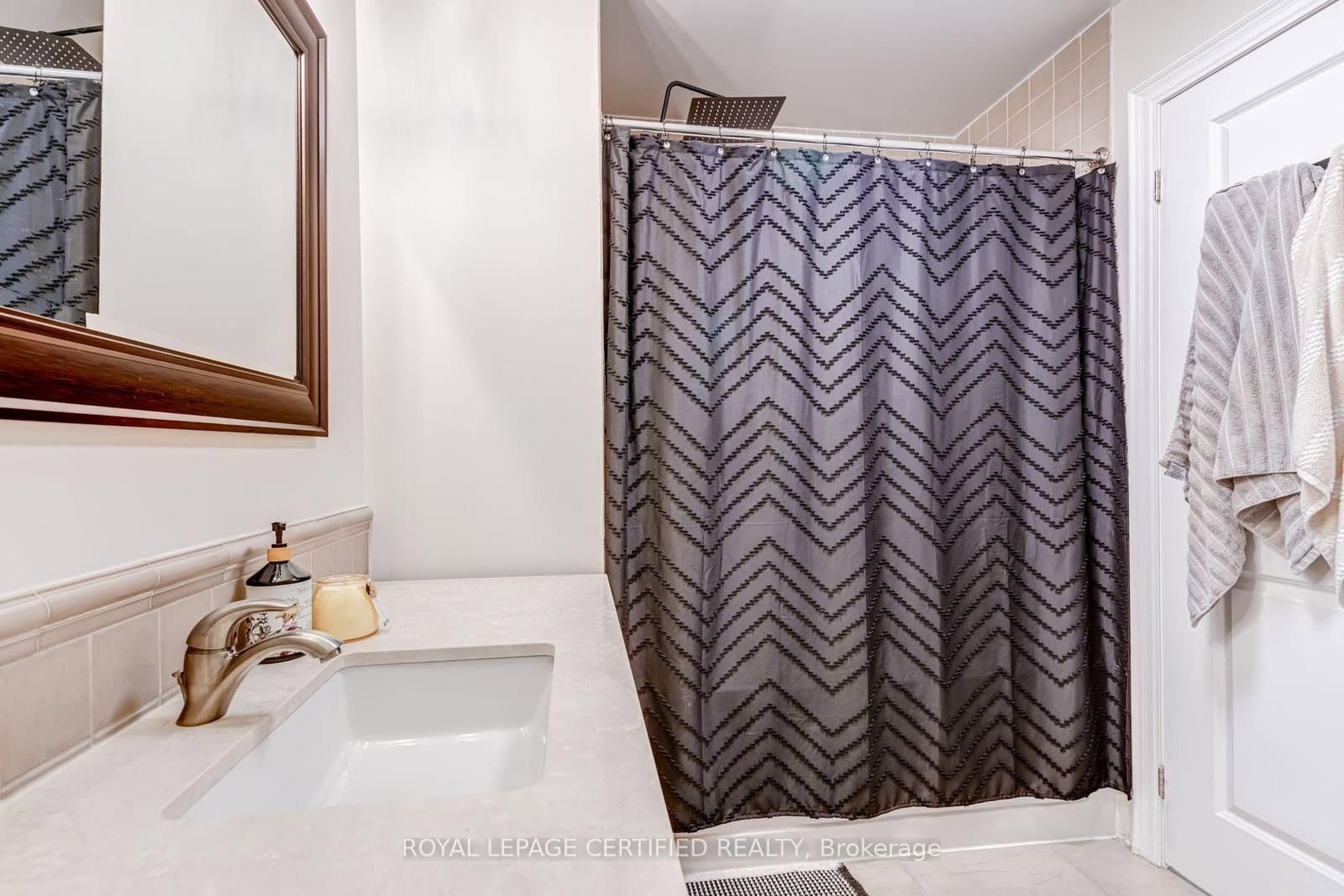 100 John Street, Unit 1806 thumbnail 22