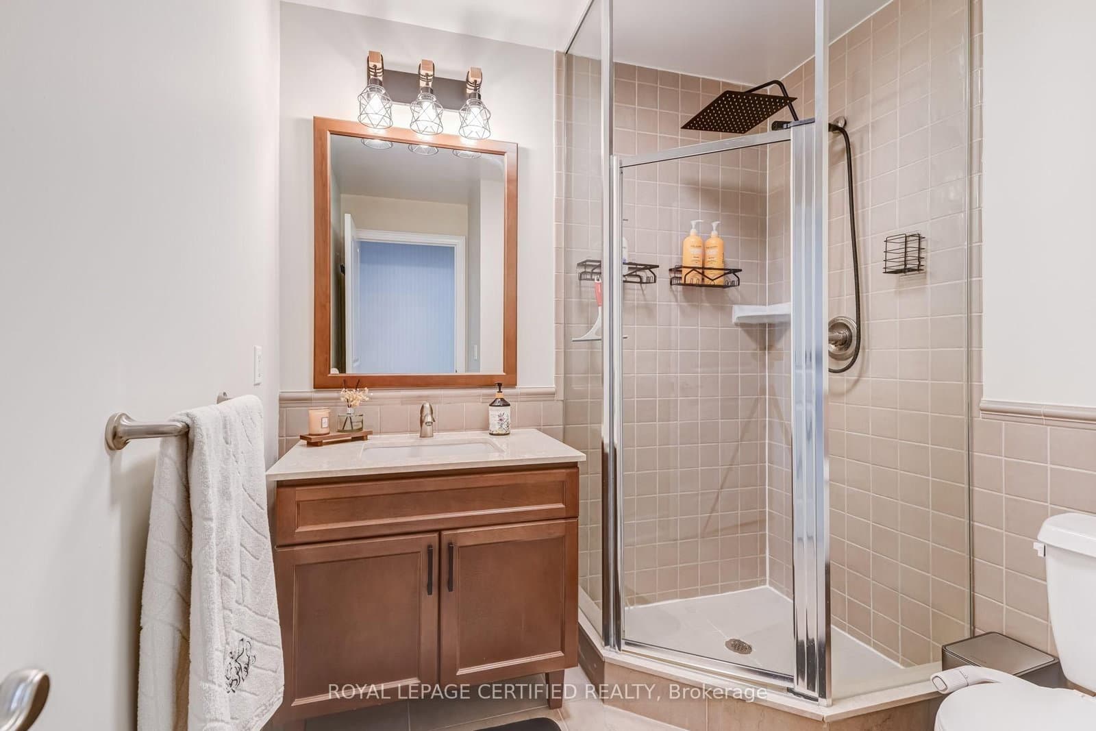 100 John Street, Unit 1806 thumbnail 27