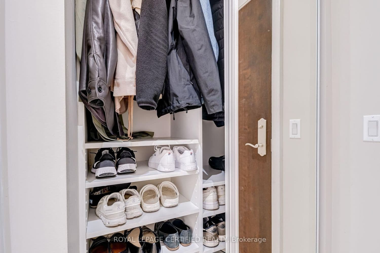 100 John Street, Unit 1806 thumbnail 28