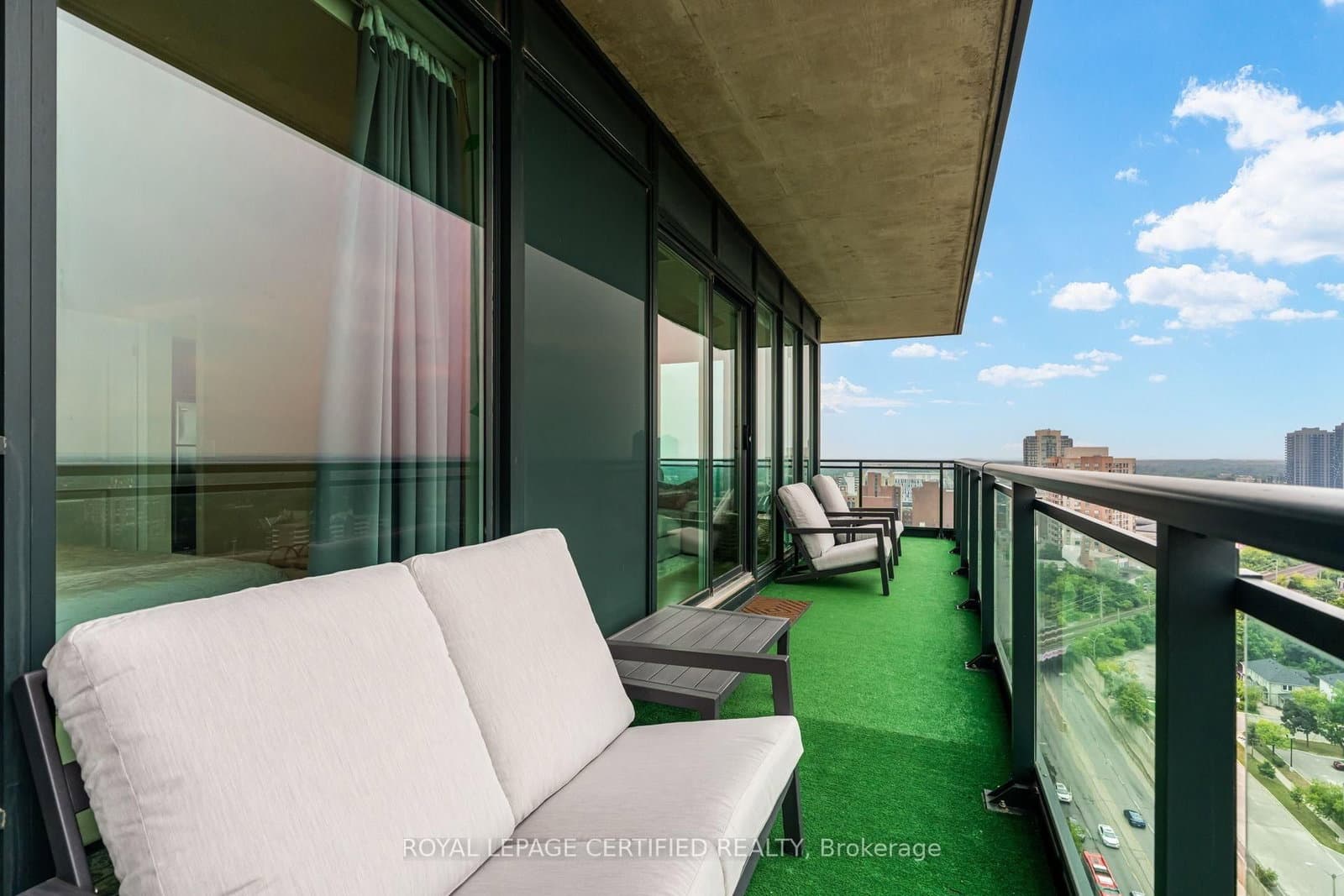 100 John Street, Unit 1806 thumbnail 31