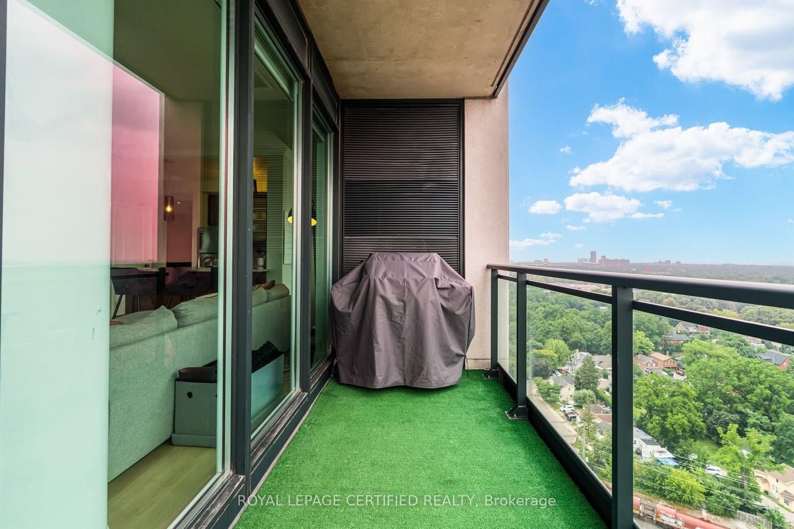 100 John Street, Unit 1806 thumbnail 38