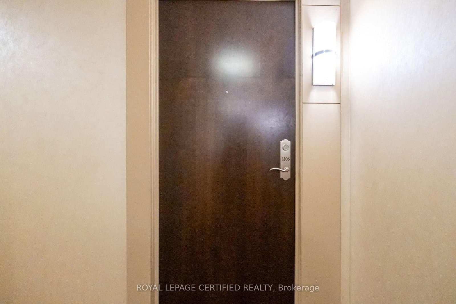 100 John Street, Unit 1806 thumbnail 4