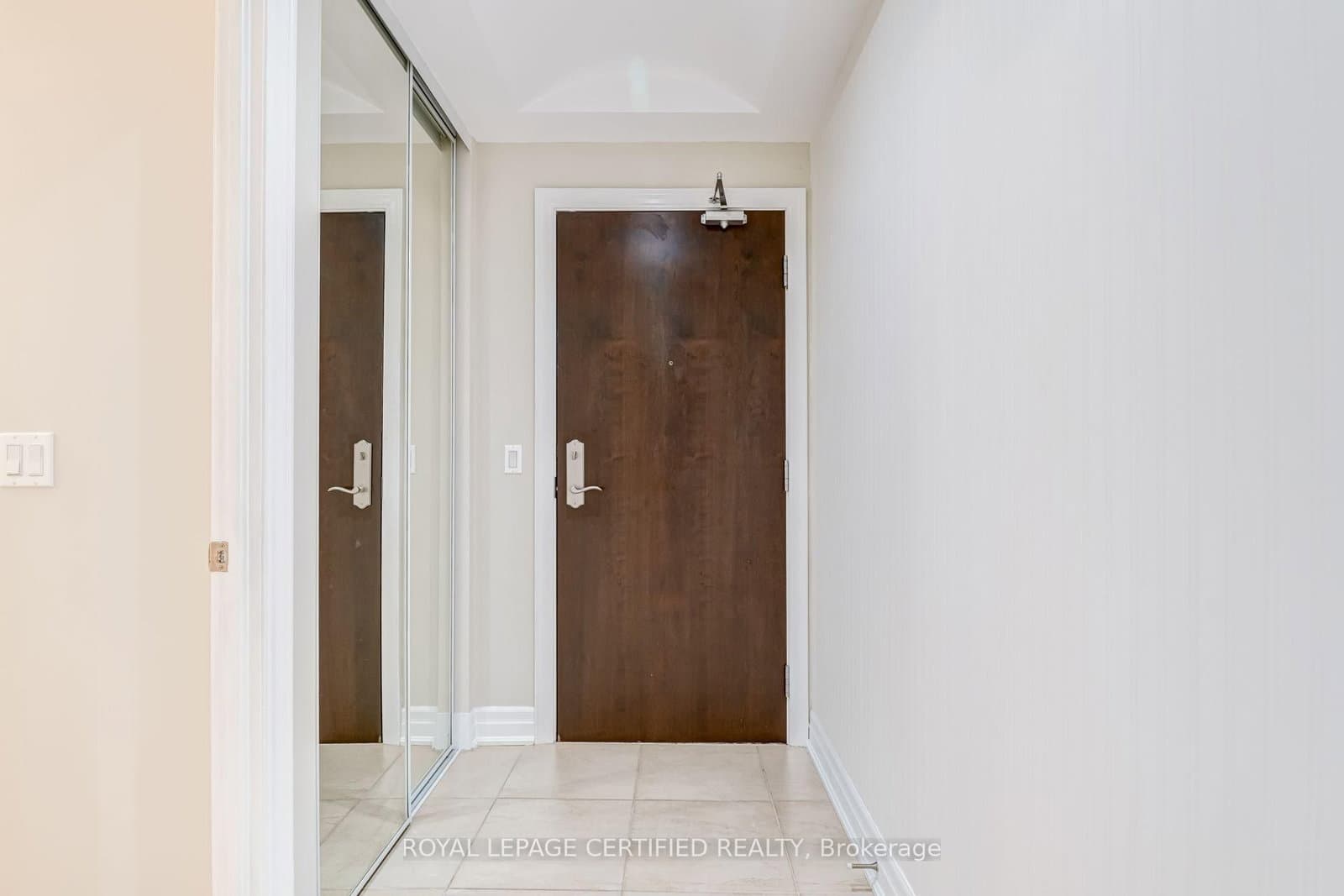 100 John Street, Unit 1806 thumbnail 5