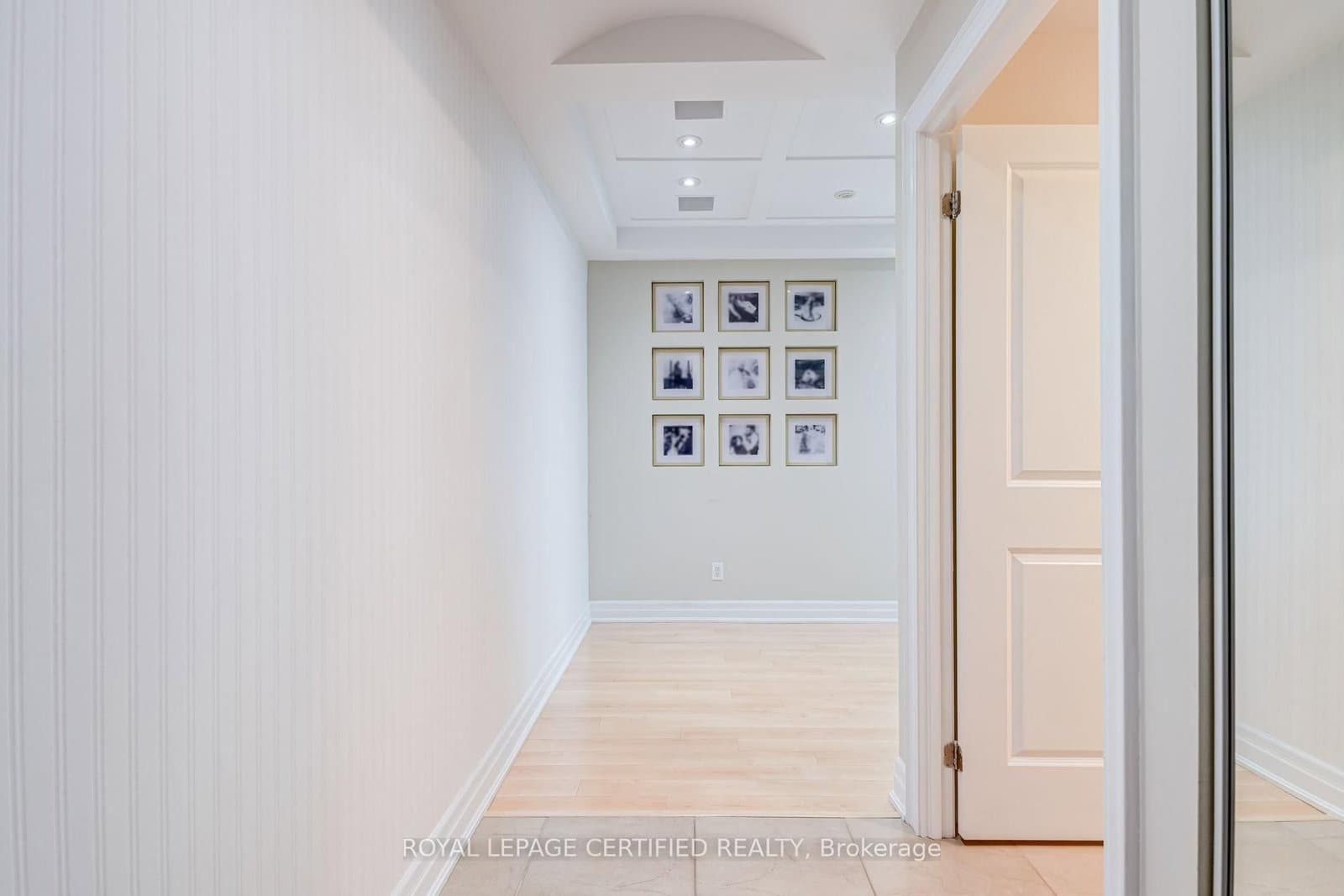 100 John Street, Unit 1806 thumbnail 6