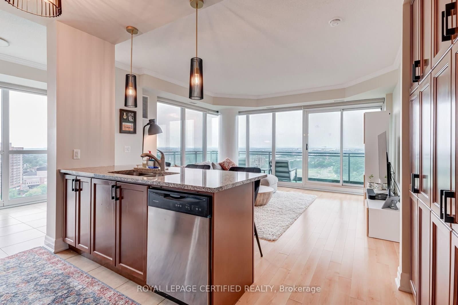 100 John Street, Unit 1806 thumbnail 8