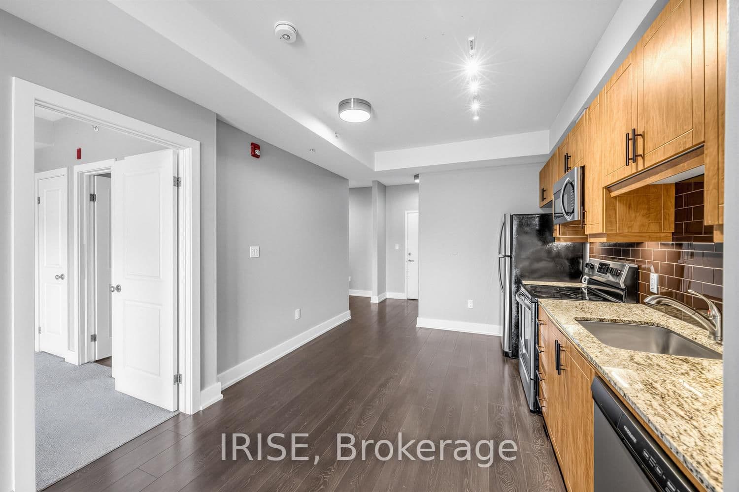 4040 Upper Middle Road, Unit 319 thumbnail 8