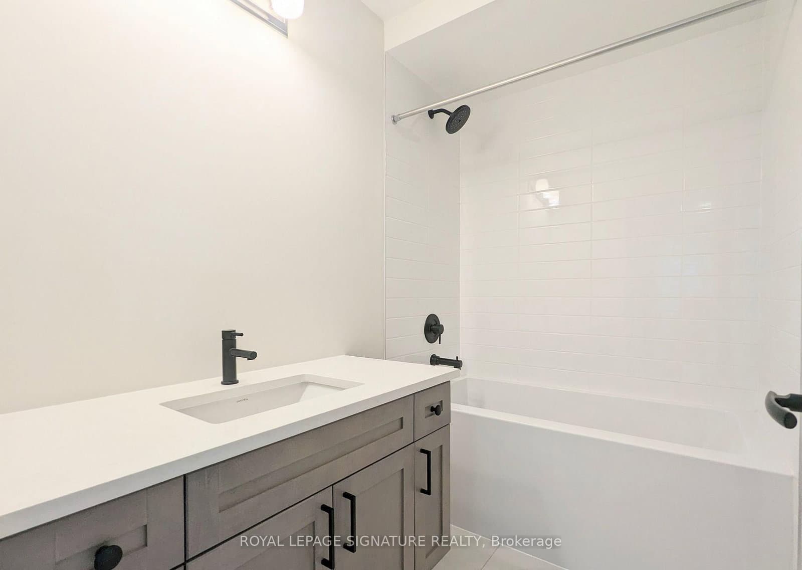 1225 Manitou Way thumbnail 12