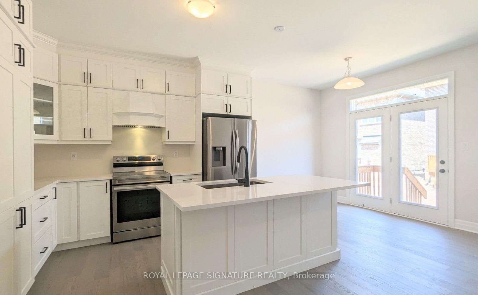 1225 Manitou Way thumbnail 3