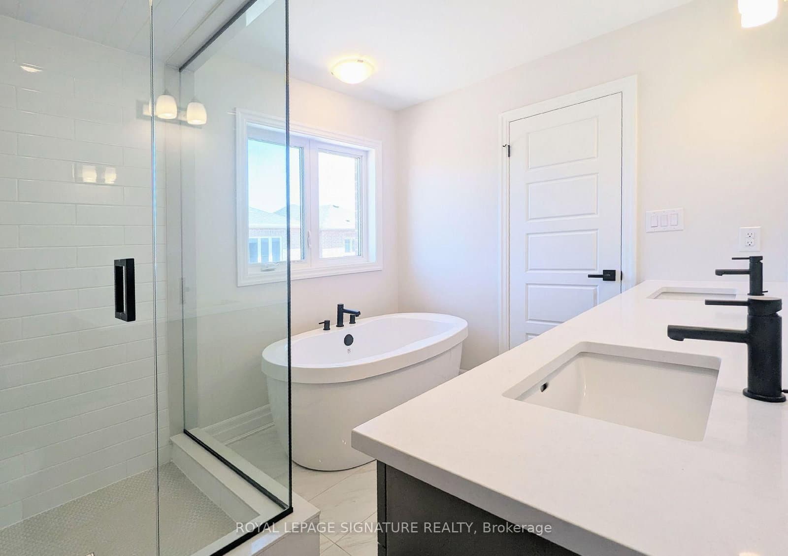 1225 Manitou Way thumbnail 9
