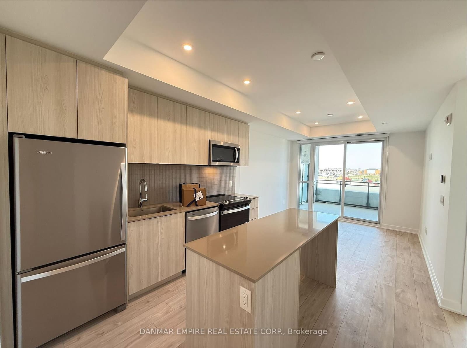 760 Whitlock Avenue, Unit 309 thumbnail 14