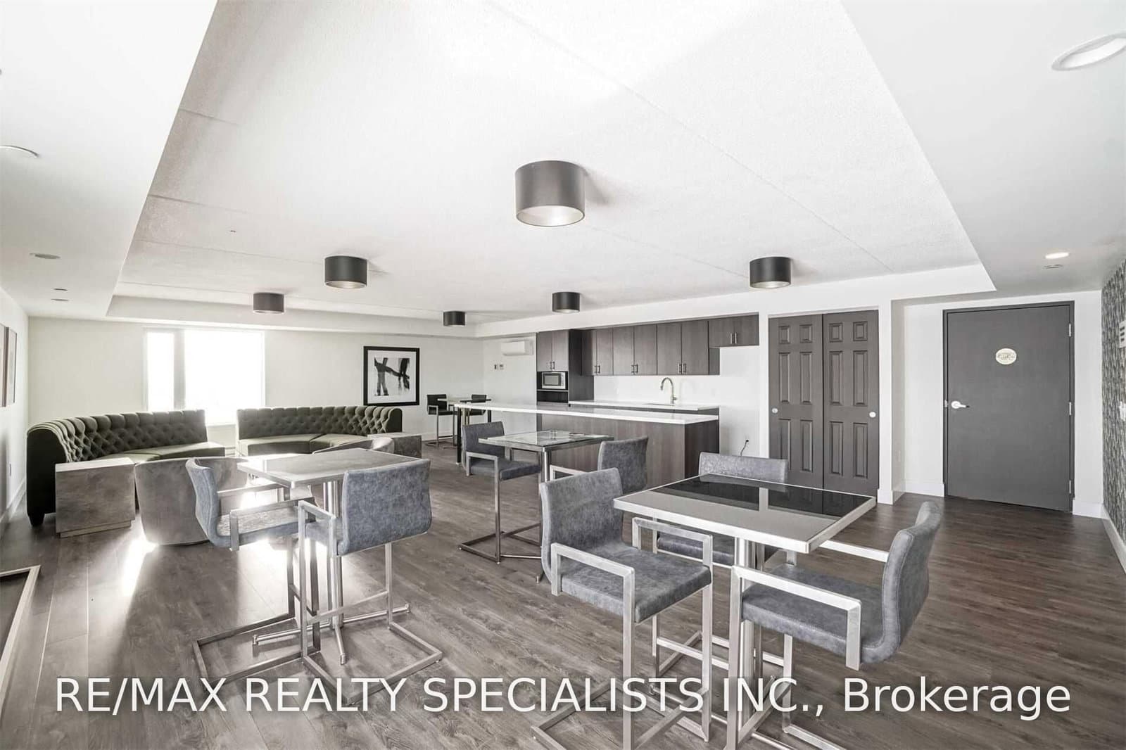 716 Main Street E, Unit 702 thumbnail 16