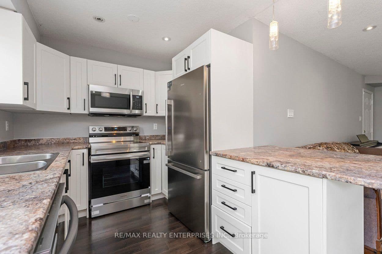 2248 Seton Crescent thumbnail 15