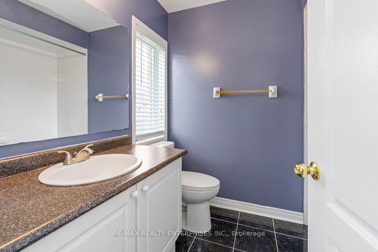 2248 Seton Crescent thumbnail 22
