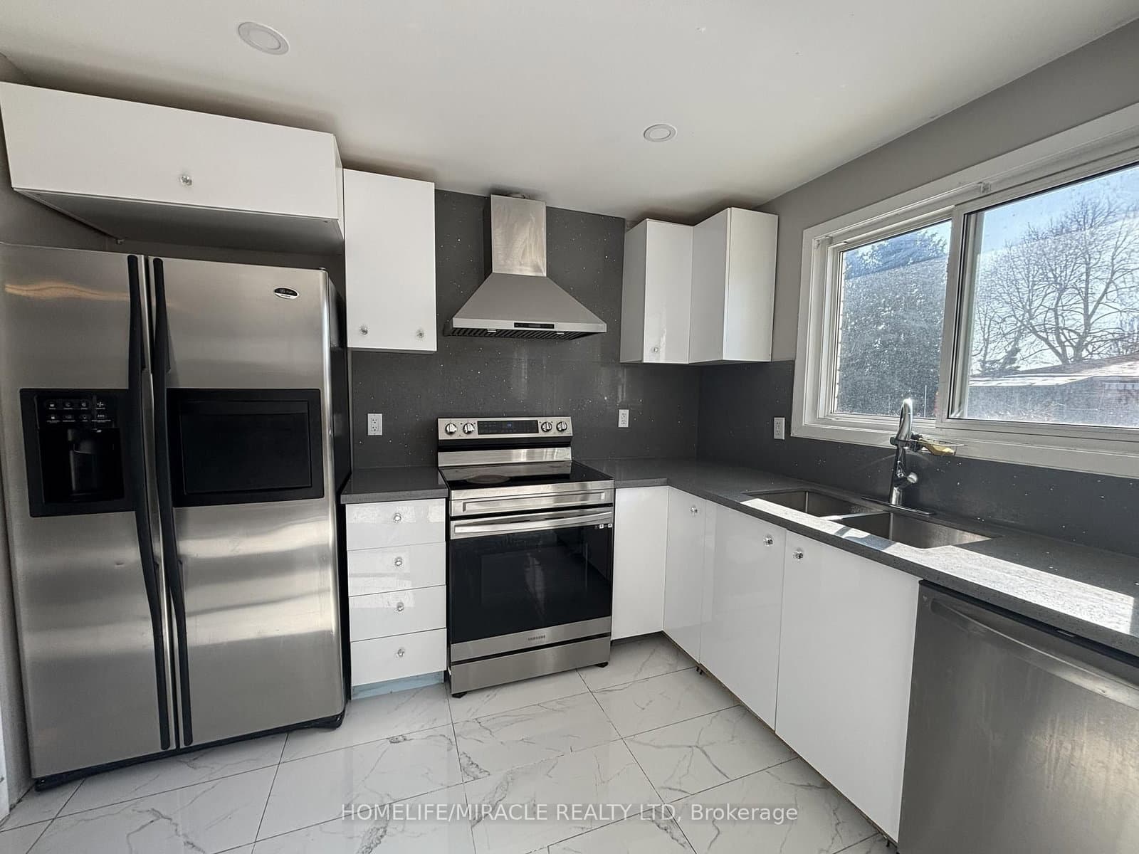 219 Mcmurchy Avenue, Unit Main thumbnail 11