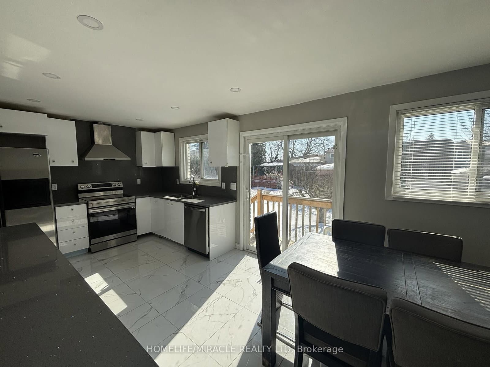 219 Mcmurchy Avenue, Unit Main thumbnail 12