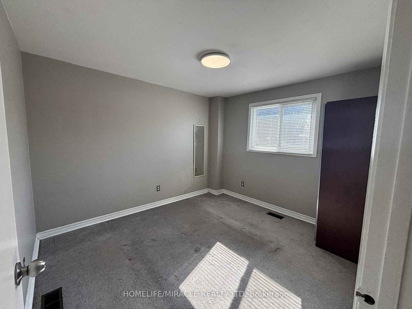 219 Mcmurchy Avenue, Unit Main thumbnail 18
