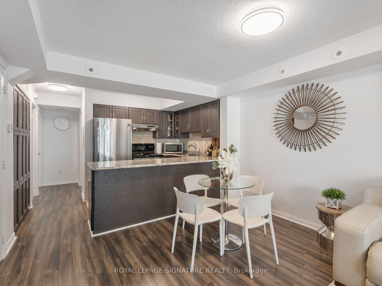 65 George Appleton Way, Unit 2067 thumbnail 12