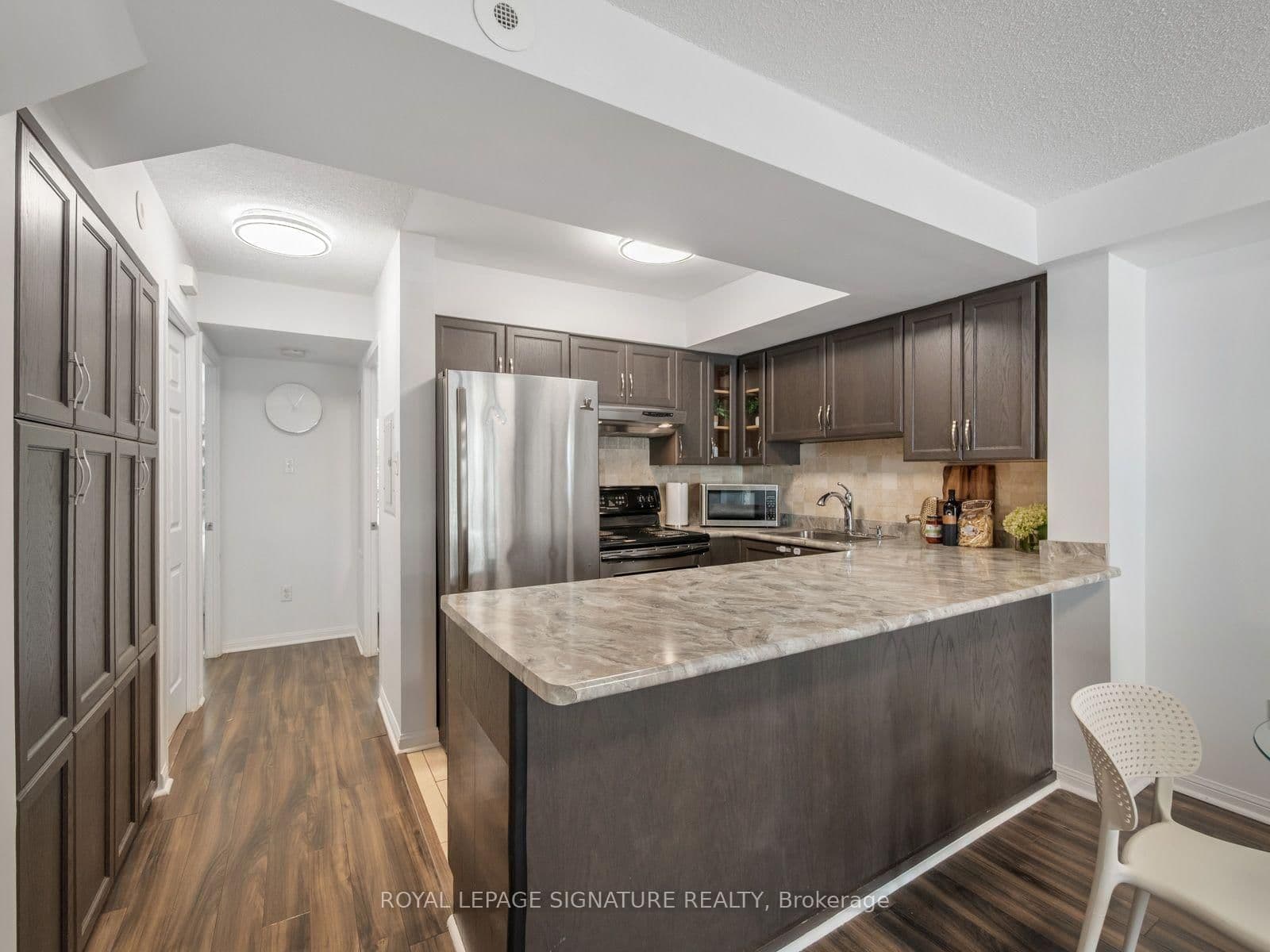 65 George Appleton Way, Unit 2067 thumbnail 15