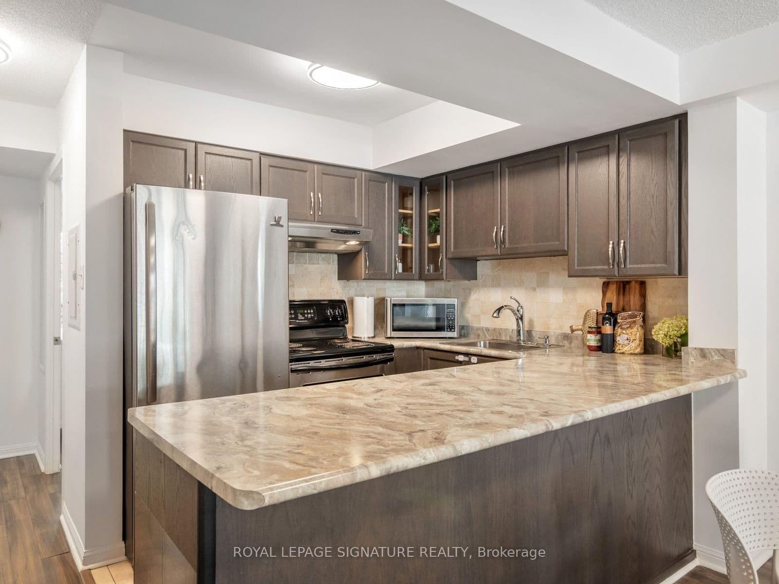 65 George Appleton Way, Unit 2067 thumbnail 16