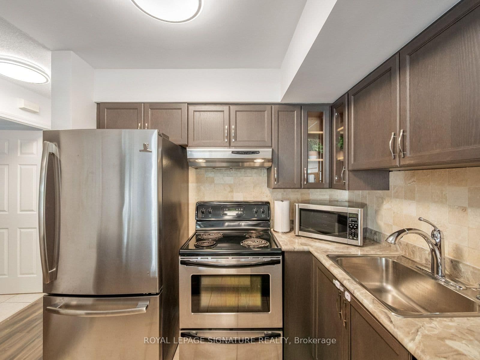 65 George Appleton Way, Unit 2067 thumbnail 20