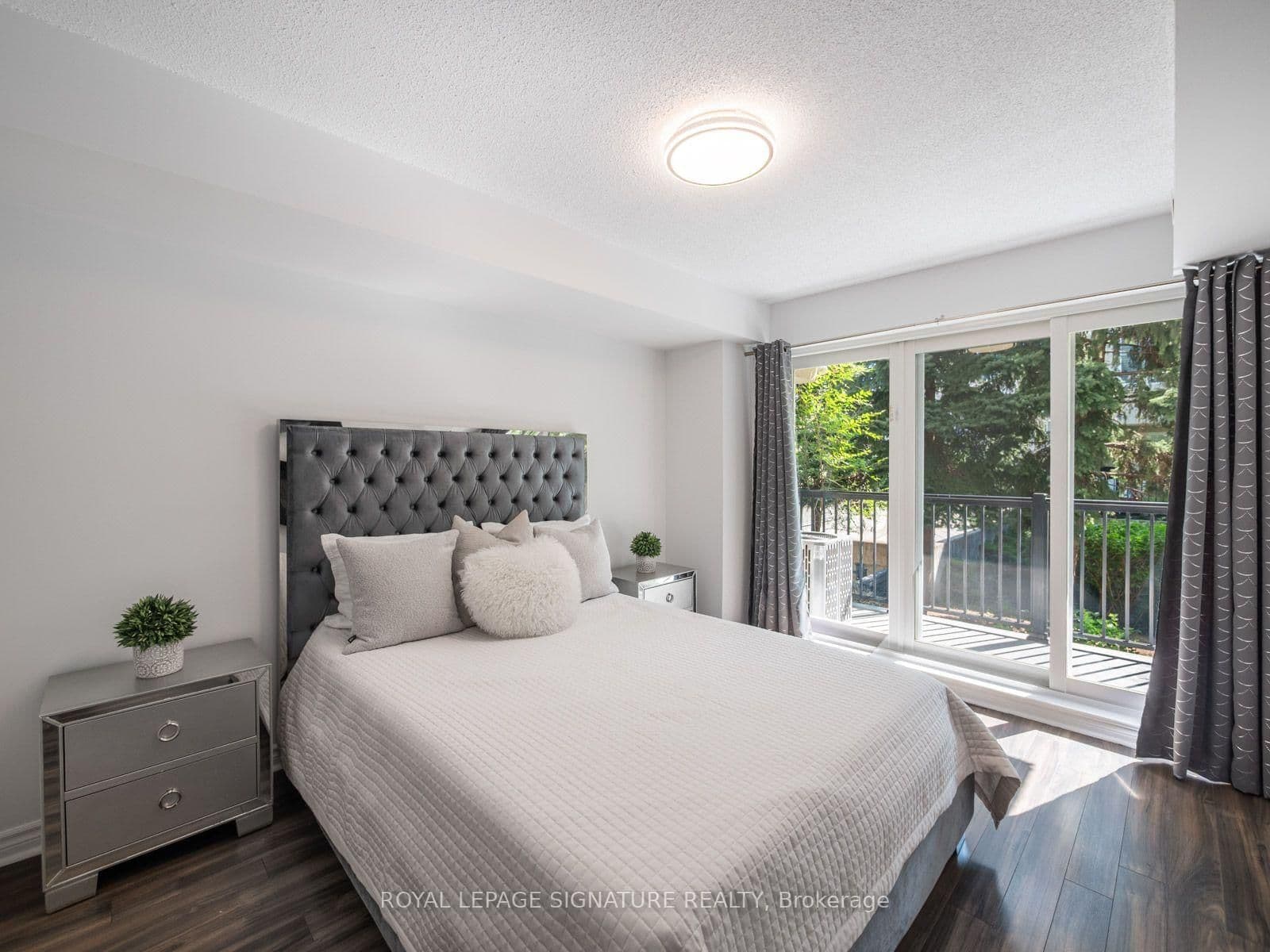 65 George Appleton Way, Unit 2067 thumbnail 22