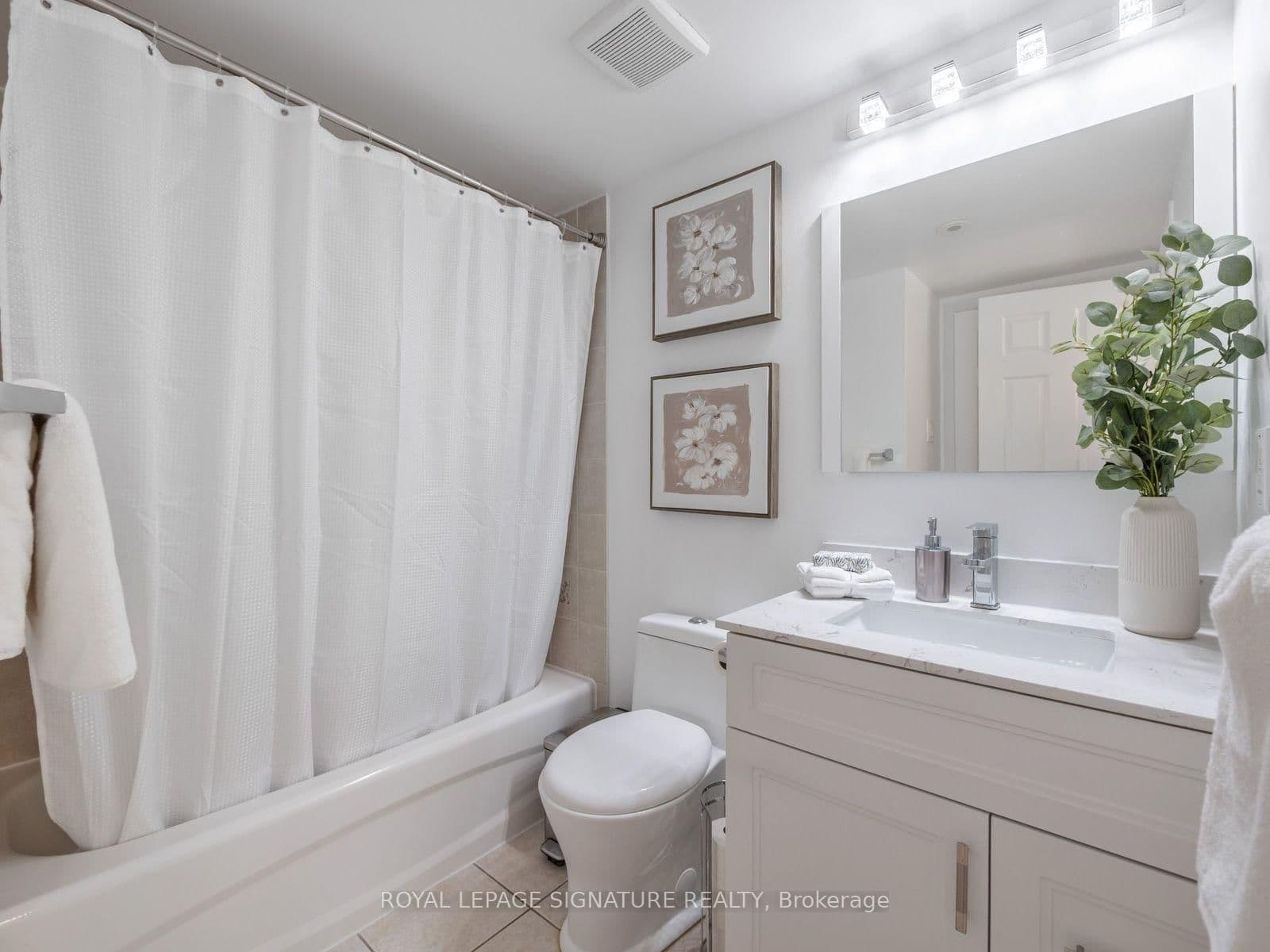 65 George Appleton Way, Unit 2067 thumbnail 25