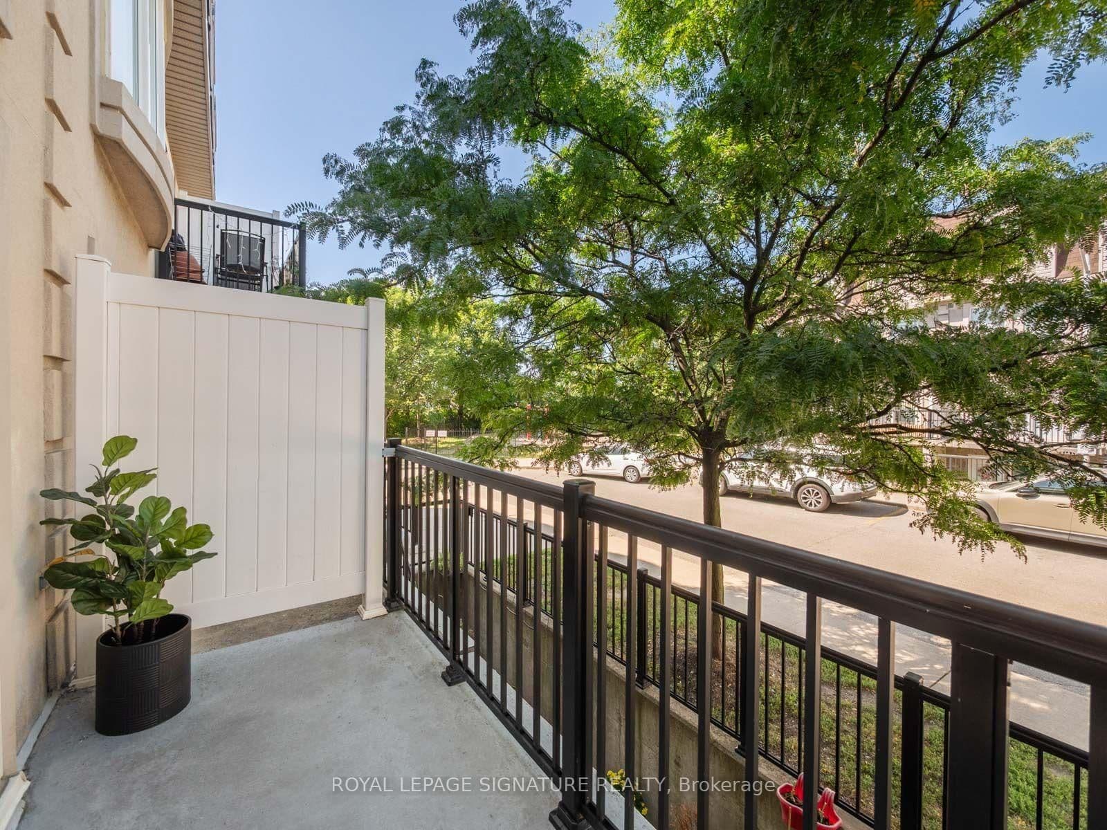 65 George Appleton Way, Unit 2067 thumbnail 39