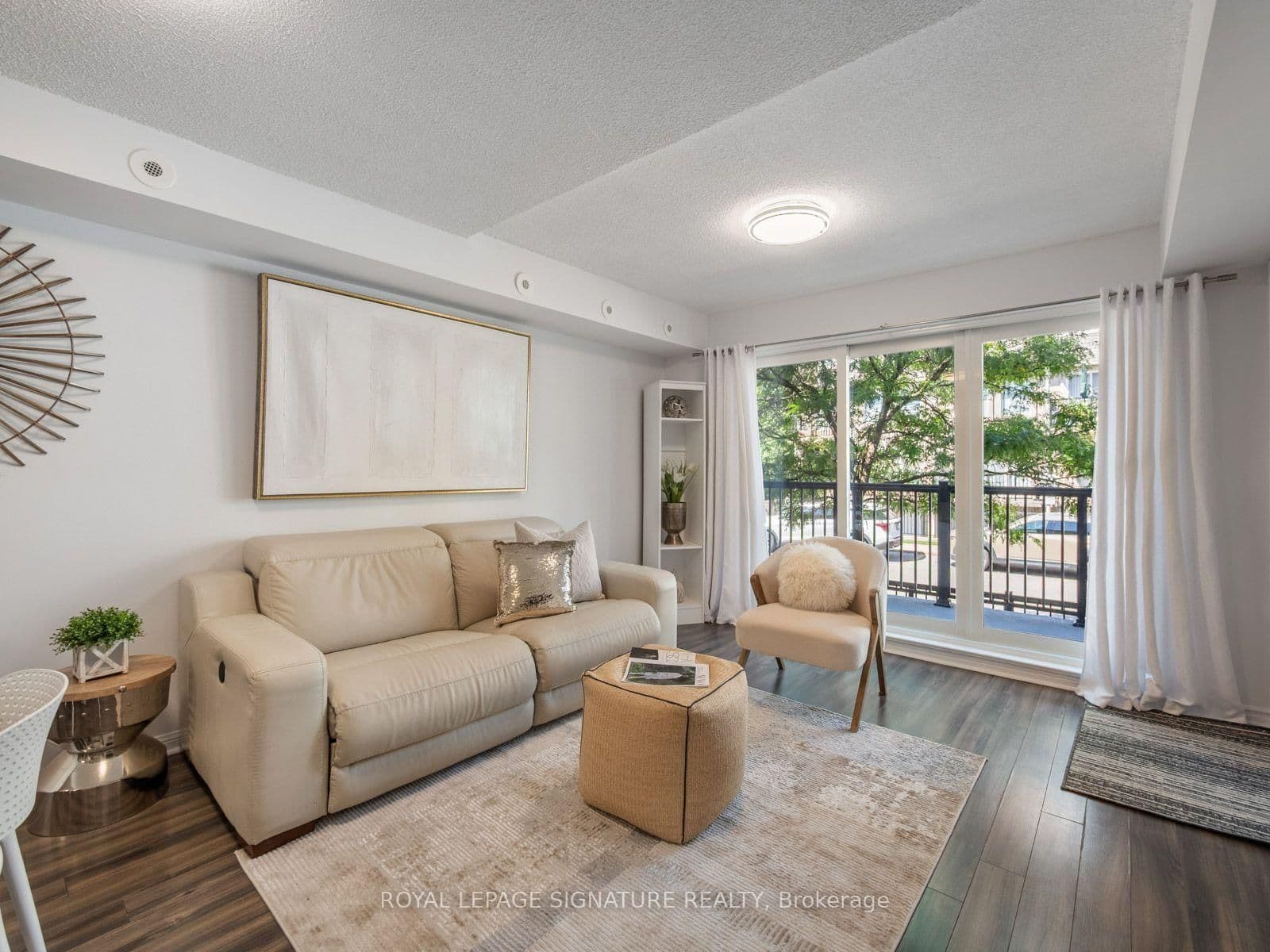 65 George Appleton Way, Unit 2067 thumbnail 9