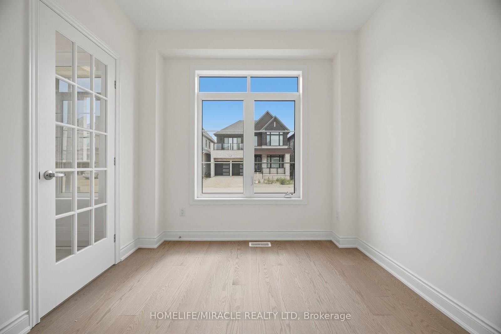 46 Stratford Drive thumbnail 18