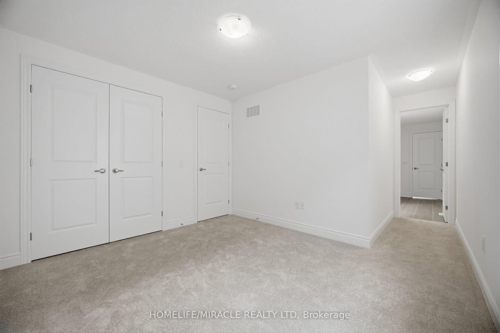 46 Stratford Drive thumbnail 39