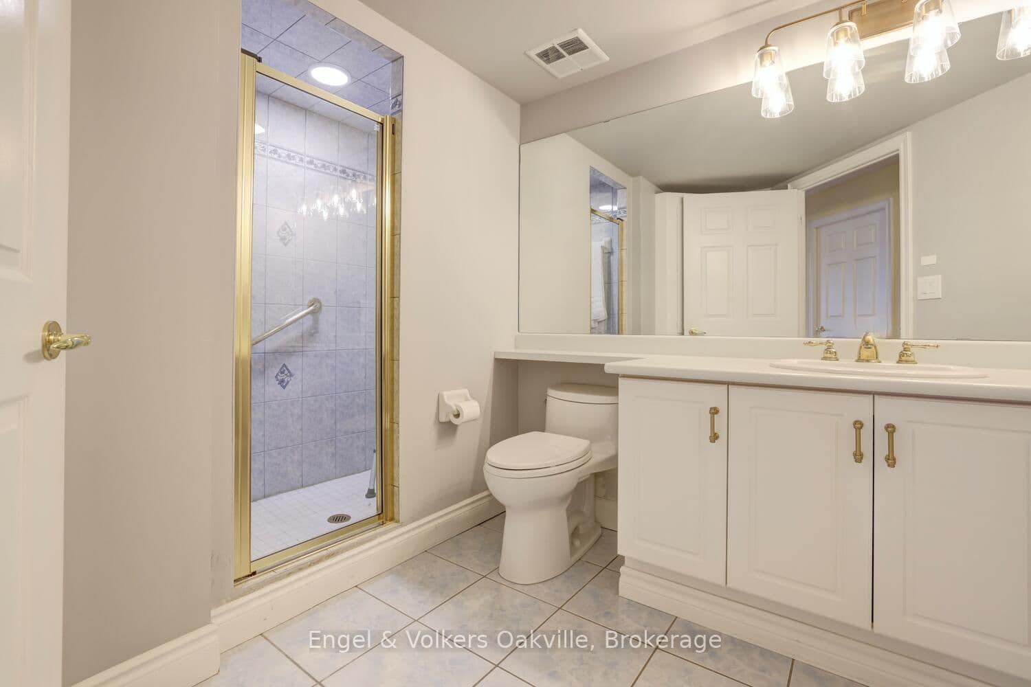 442 Maple Avenue, Unit 1402 thumbnail 33
