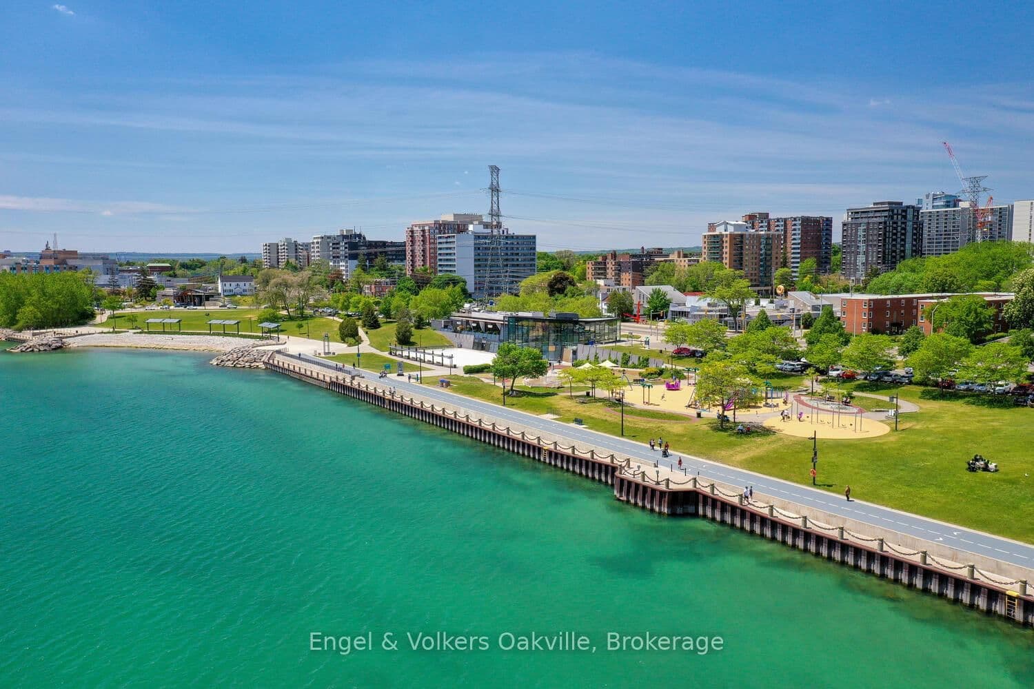 442 Maple Avenue, Unit 1402 thumbnail 45
