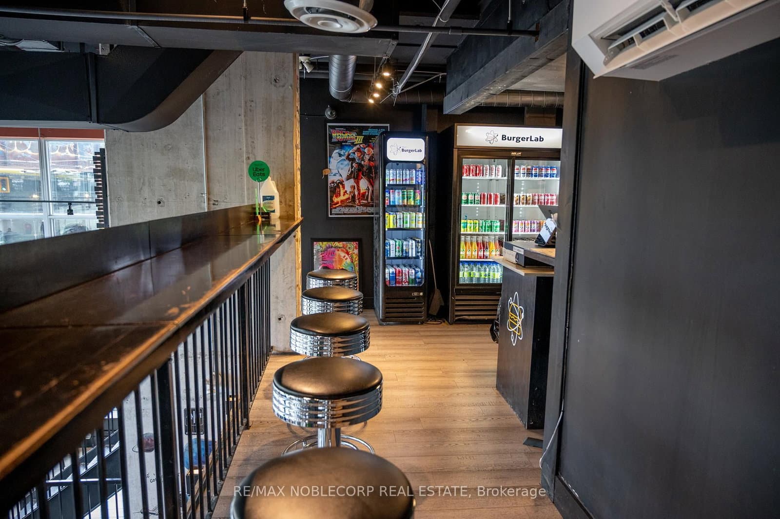 1205 Queen Street W thumbnail 15