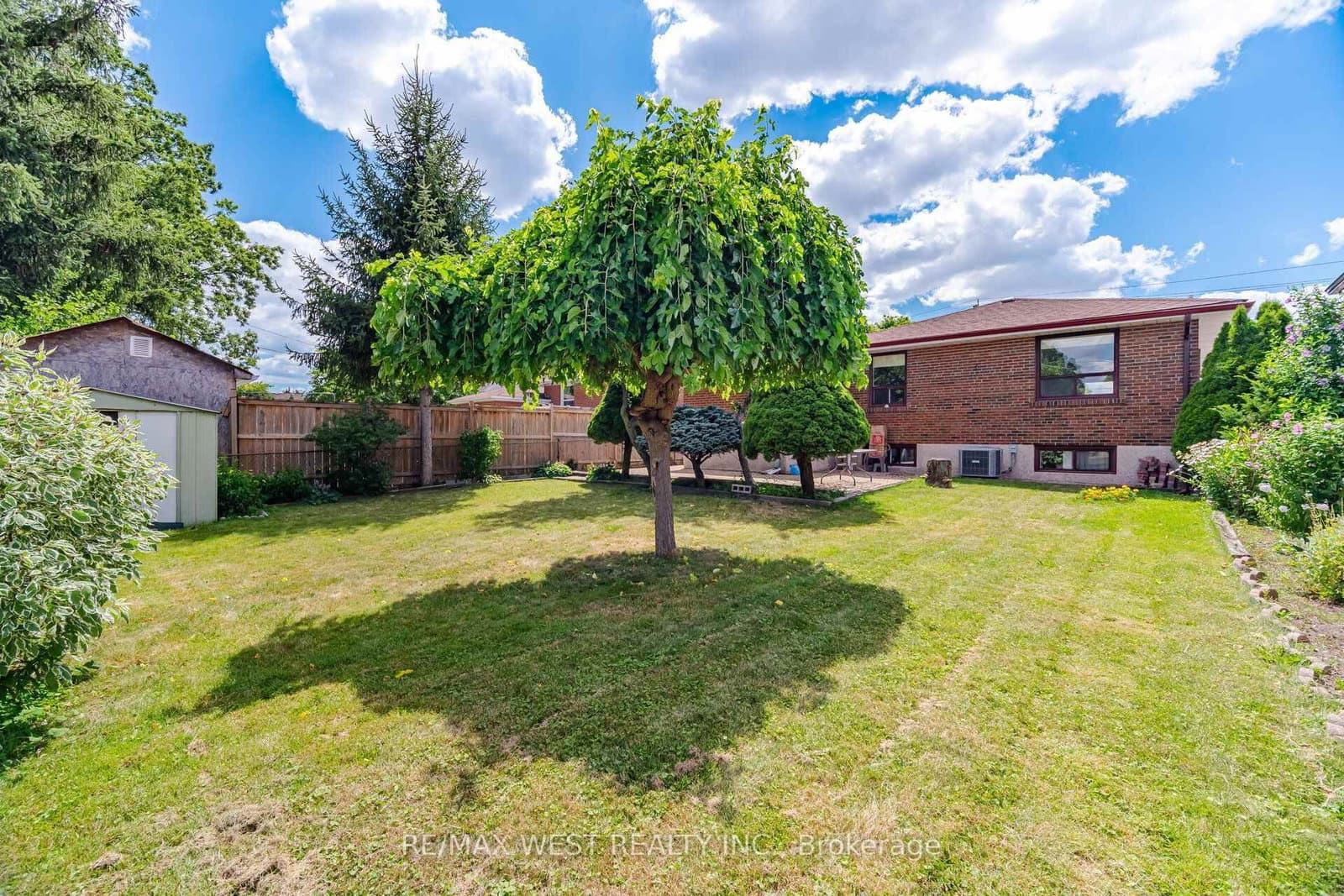 89 Wendell Avenue thumbnail 23
