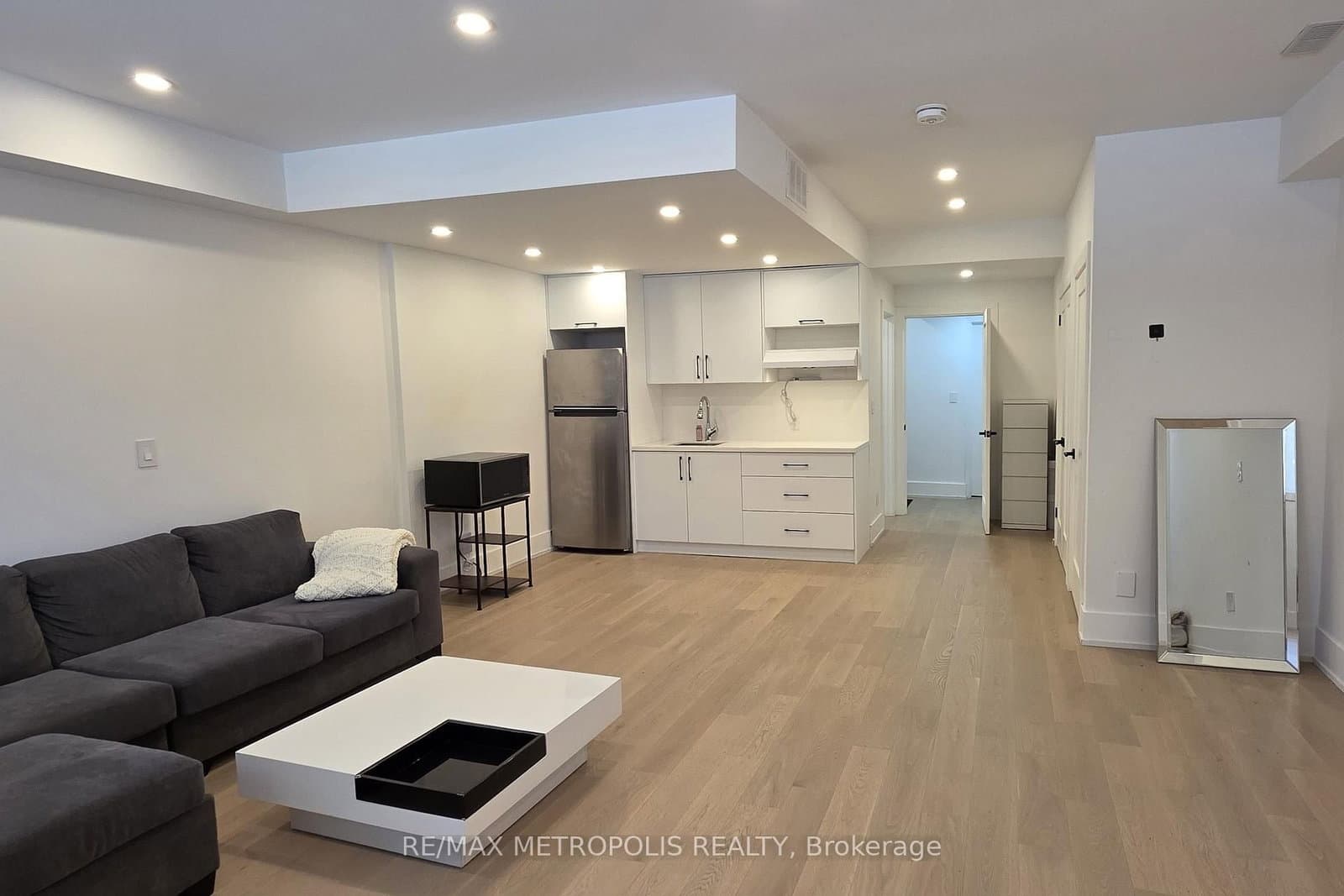 1218A Islington Avenue, Unit Basement thumbnail 5