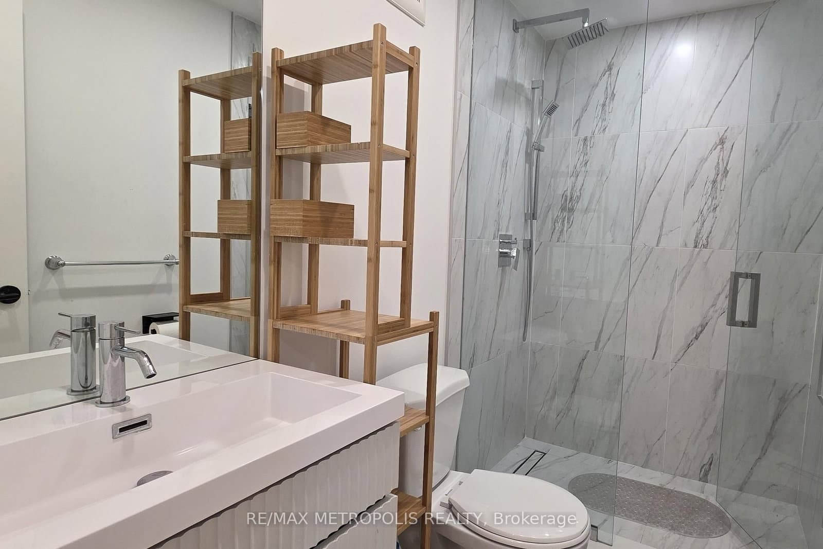 1218A Islington Avenue, Unit Basement thumbnail 9