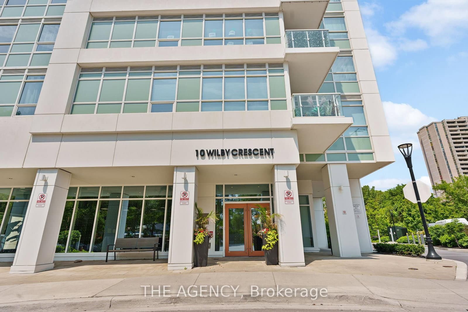 10 Wilby Crescent, Unit 509 thumbnail 2