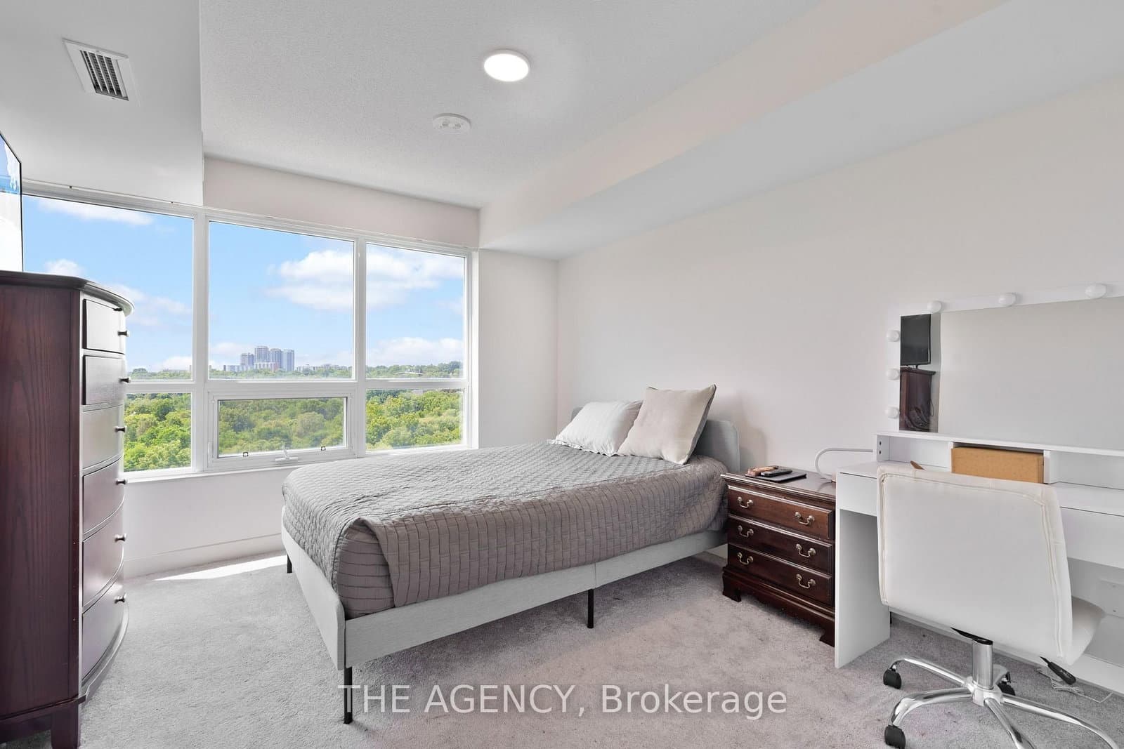 10 Wilby Crescent, Unit 509 thumbnail 3