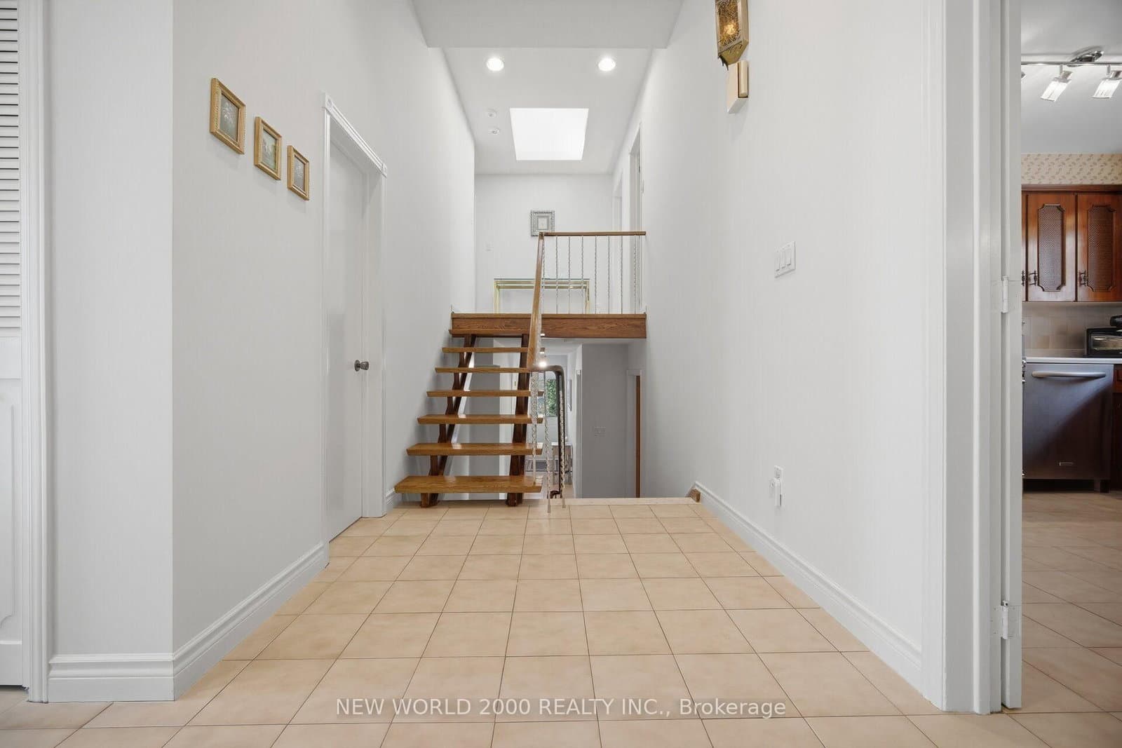 48 Clair Road thumbnail 15