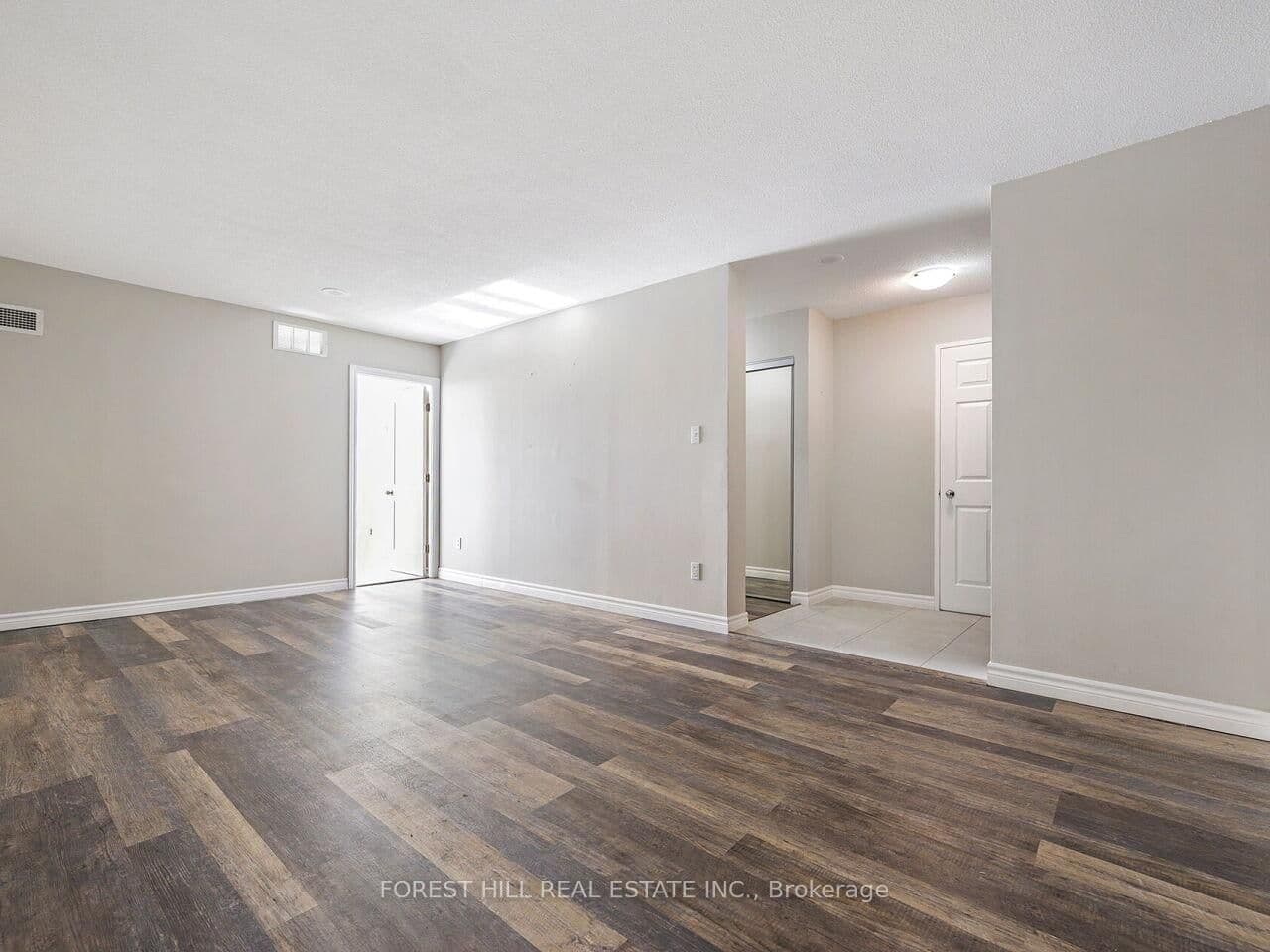 30 Malta Avenue, Unit 2004 thumbnail 6