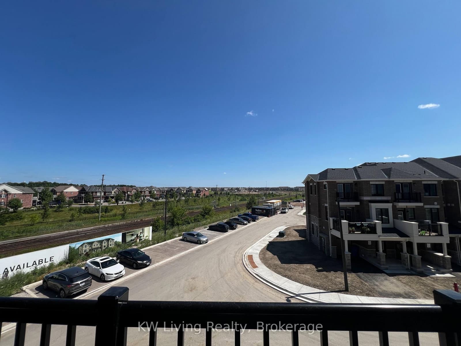 22 Elantra Drive thumbnail 18
