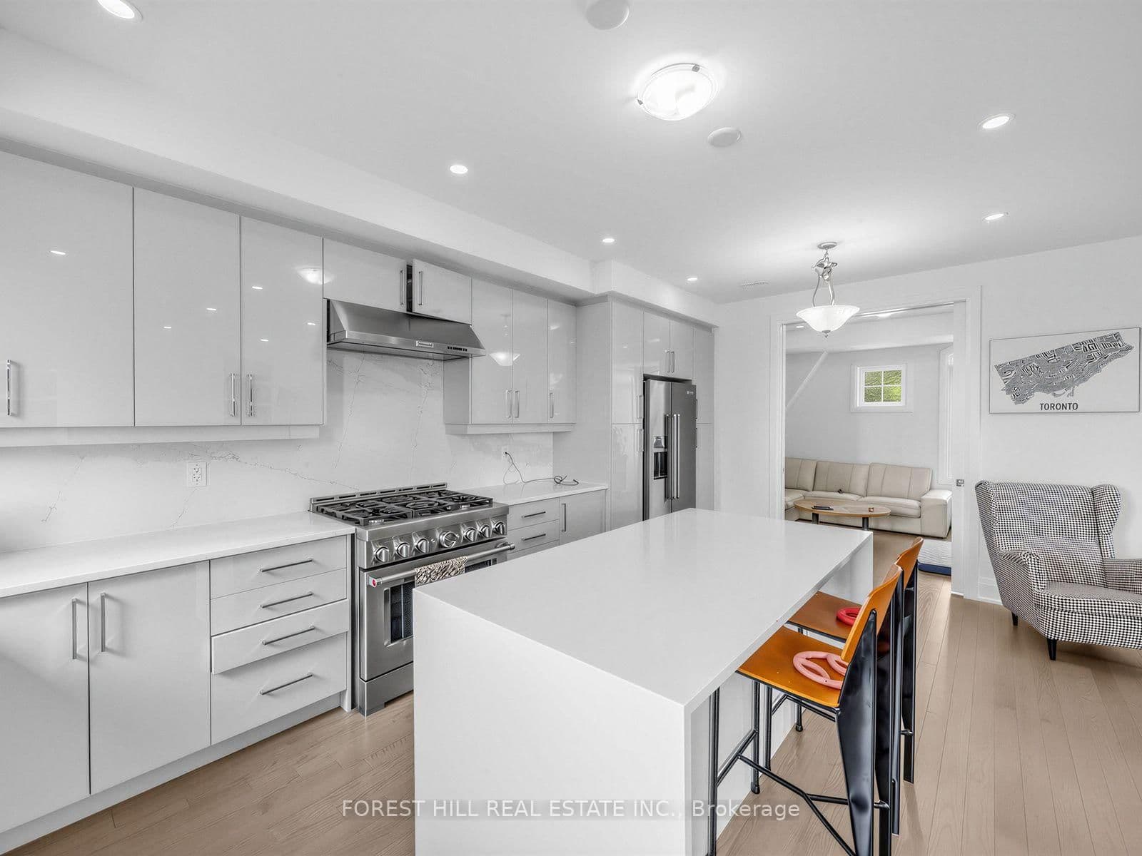 2996 Weston Road thumbnail 9
