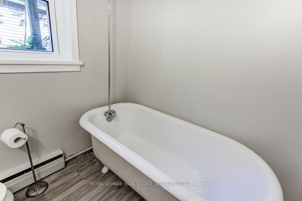 302 Maple Avenue, Unit Lower Level 1 thumbnail 15