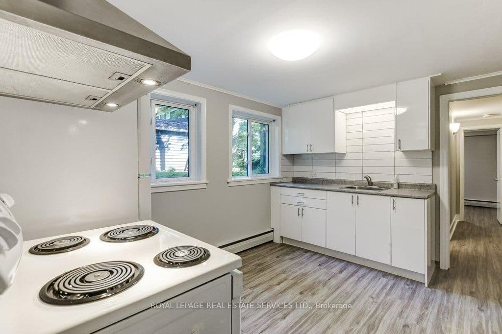302 Maple Avenue, Unit Lower Level 1 thumbnail 17