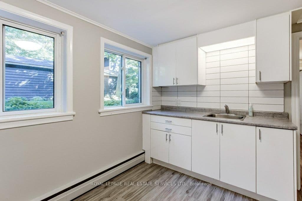 302 Maple Avenue, Unit Lower Level 1 thumbnail 20