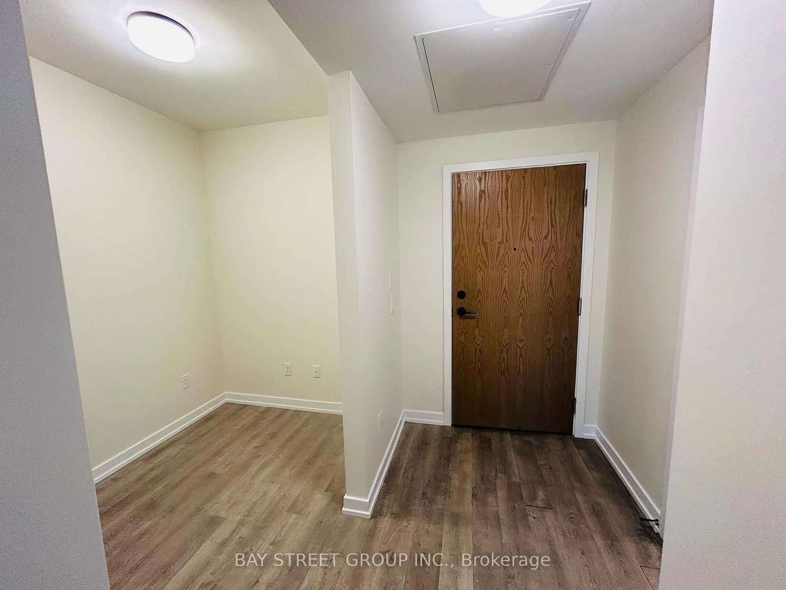 2300 St Clair Avenue W, Unit 515 thumbnail 21