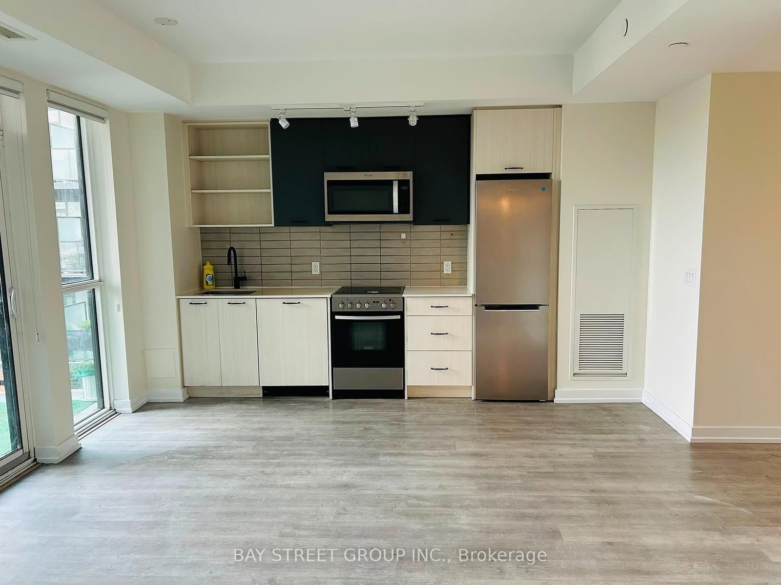 2300 St Clair Avenue W, Unit 515 thumbnail 25